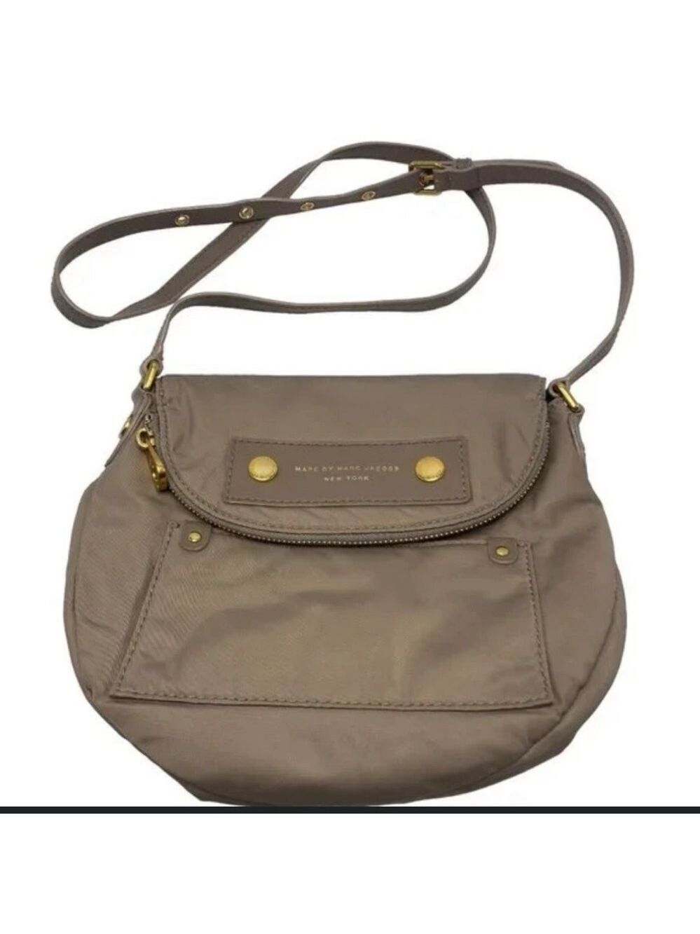 Marc by Marc Jacobs Natasha flap closure crossbody grey classic purse